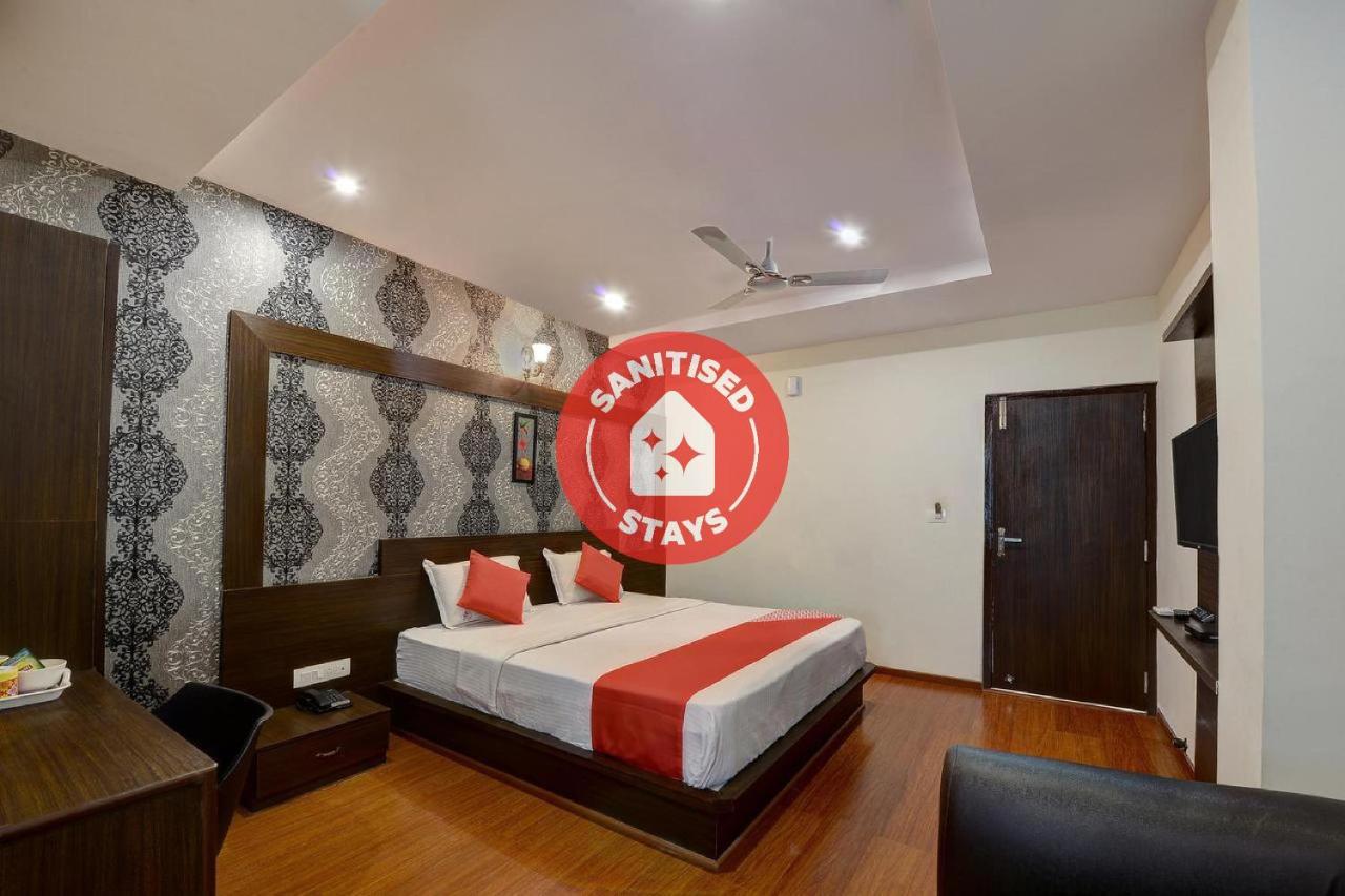 Capital O Hotel Samanvi International Belur  Εξωτερικό φωτογραφία