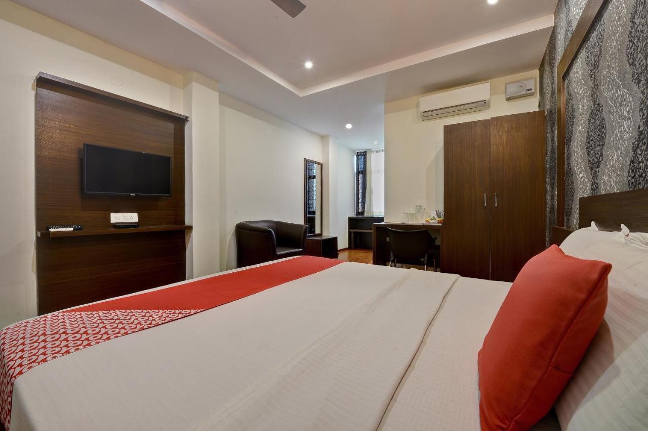 Capital O Hotel Samanvi International Belur  Εξωτερικό φωτογραφία
