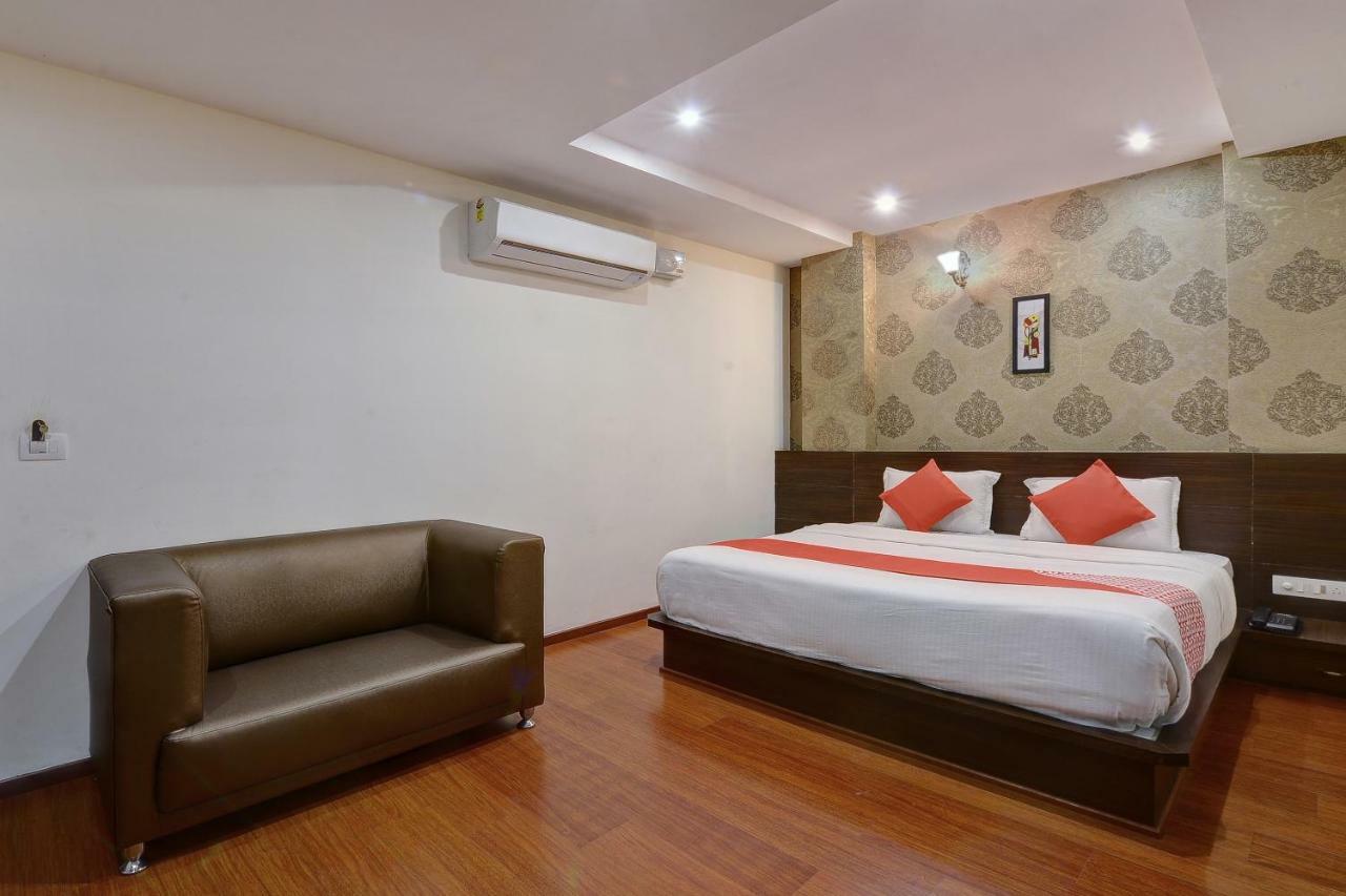 Capital O Hotel Samanvi International Belur  Εξωτερικό φωτογραφία